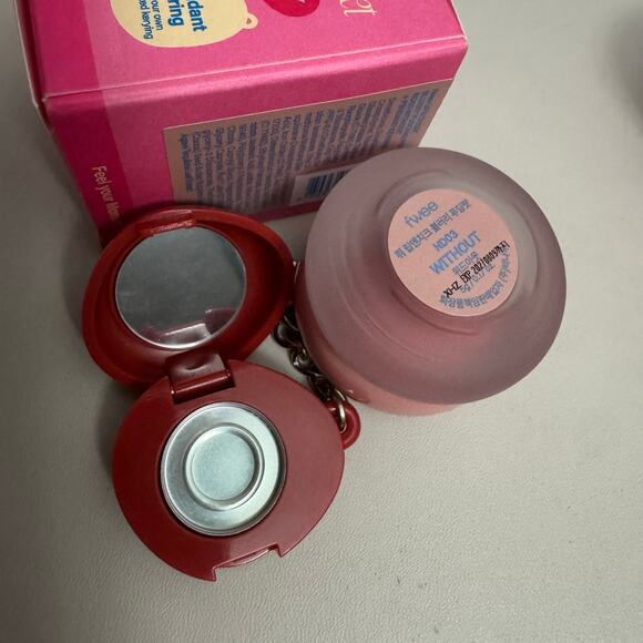 Fwee Blurry Pudding Pot ND03 WITHOUT + Rose Keyring/Keychain - Picture 2 of 8